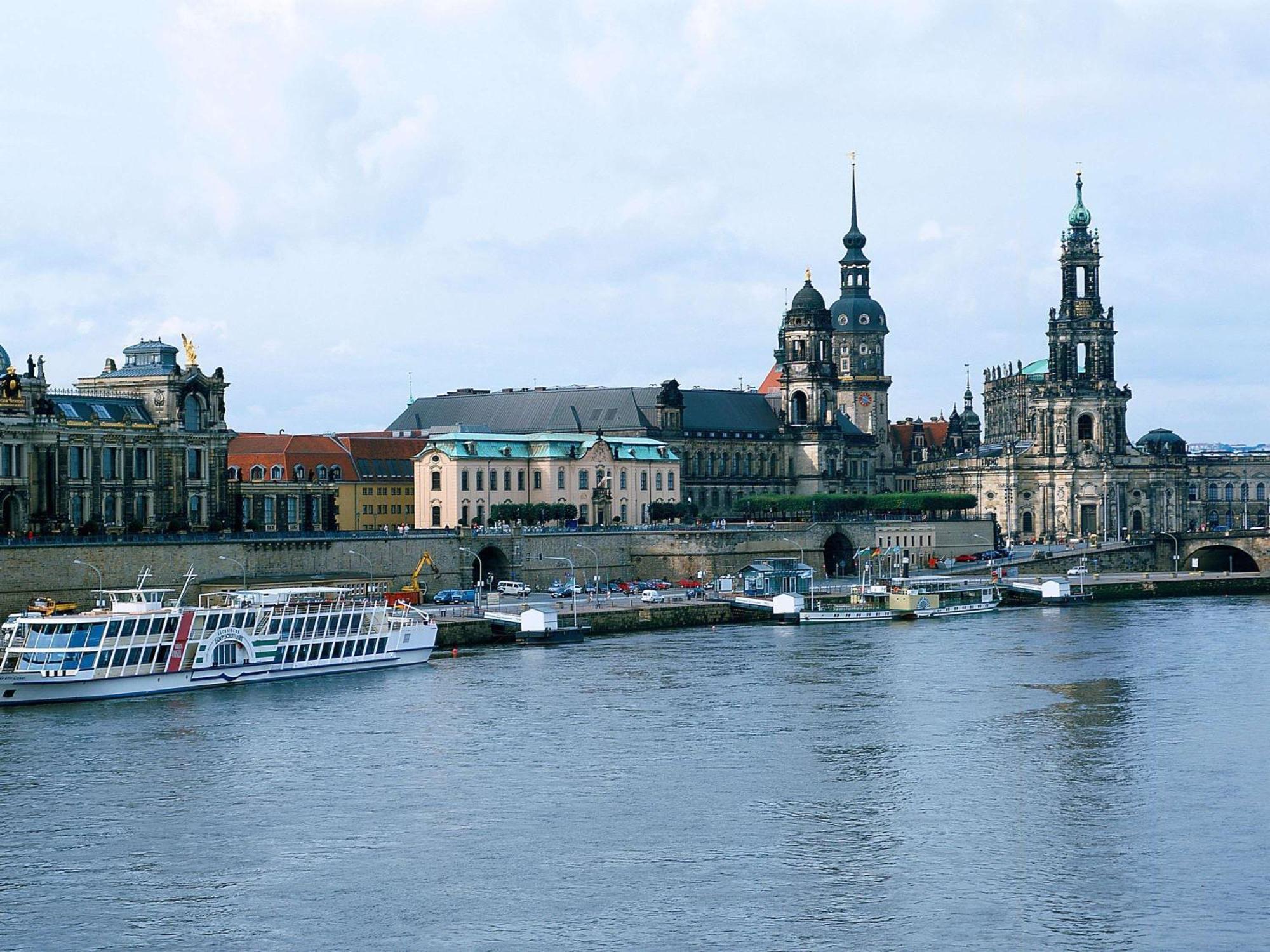 Ibis Budget Dresden City Ngoại thất bức ảnh